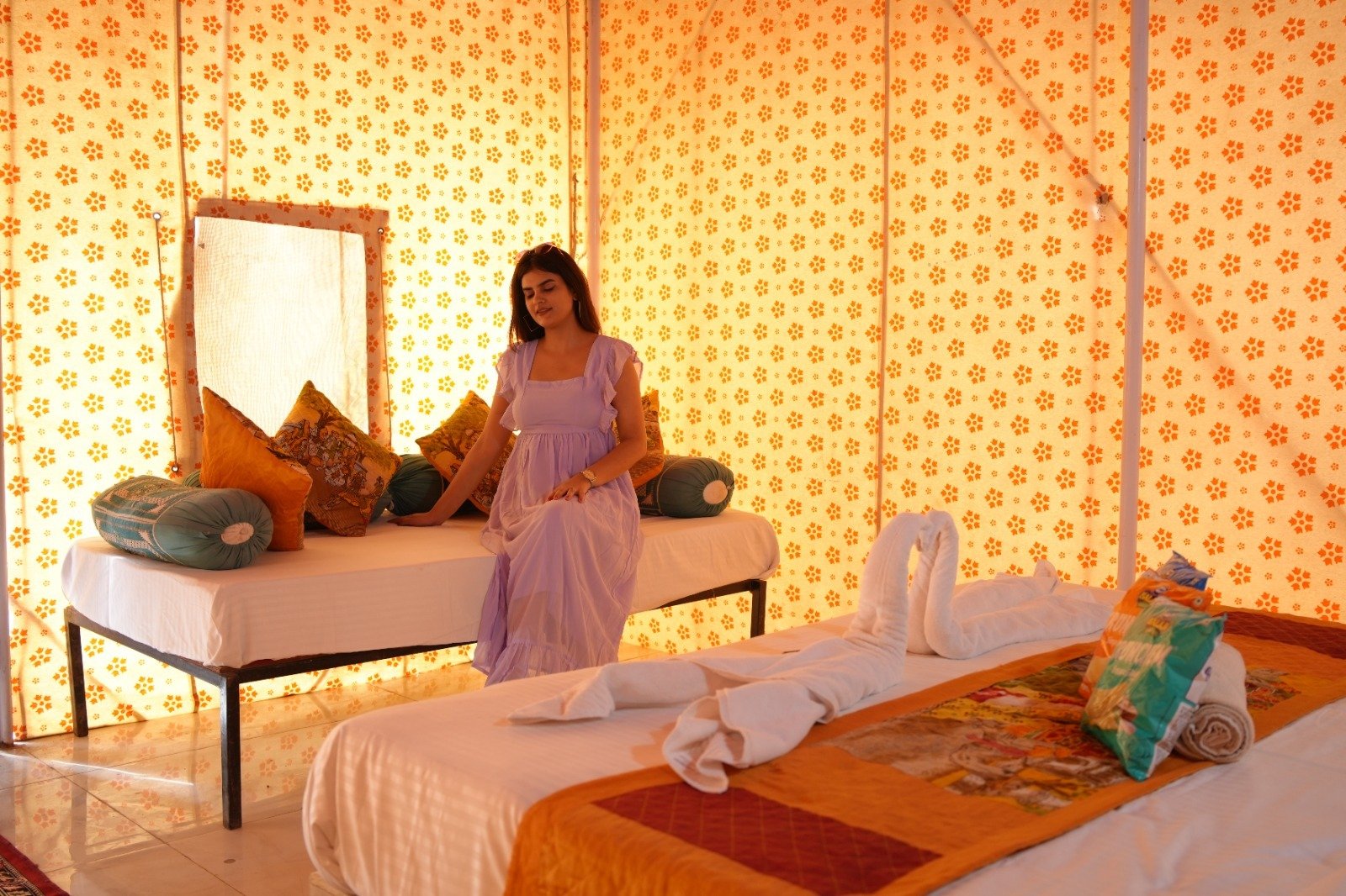 Tent - Image 4